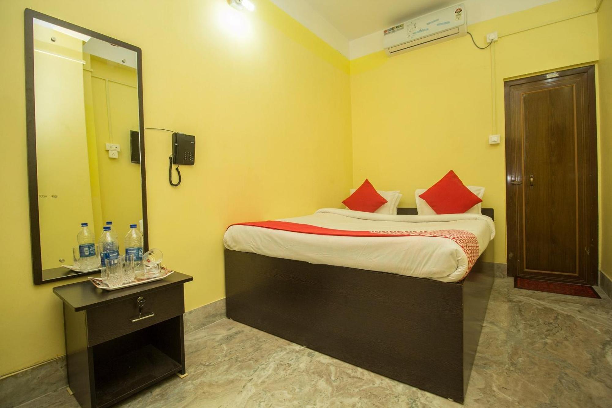 Super Hotel O Kshounish Residency Māldah Exterior foto
